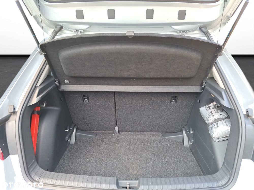 Skoda Fabia 1.0 Ambition - 23