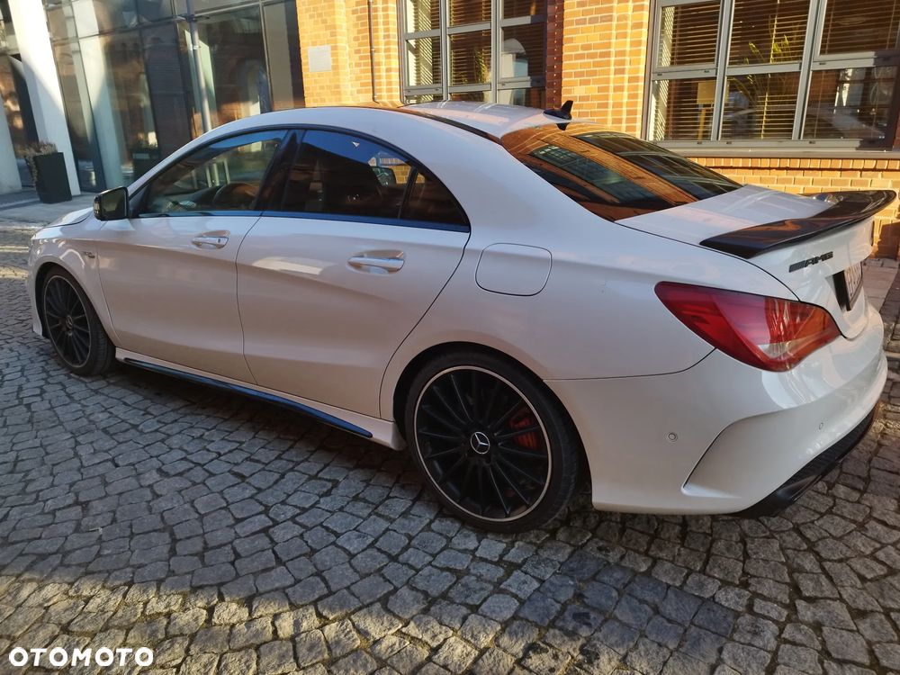Mercedes-Benz CLA AMG 45 4Matic 7G-DCT - 7