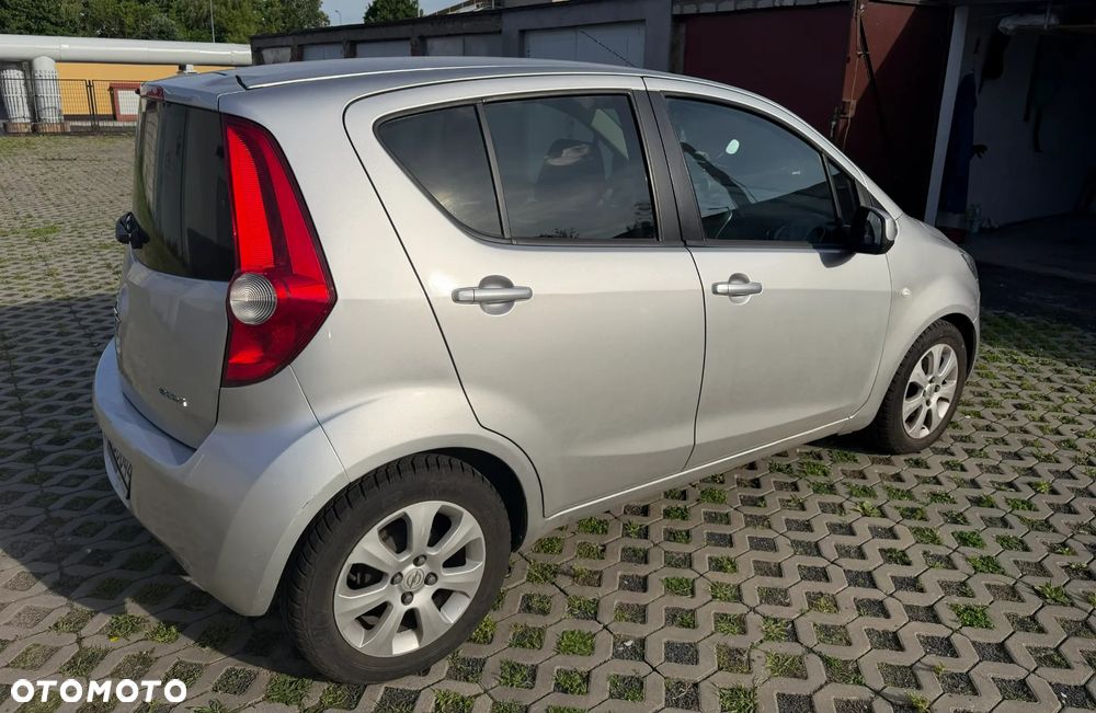 Opel Agila 1.0 - 9
