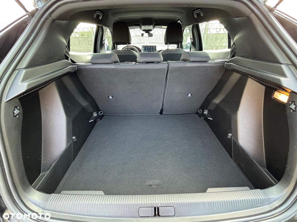Peugeot 2008 1.2 PureTech Active Pack S&S - 24