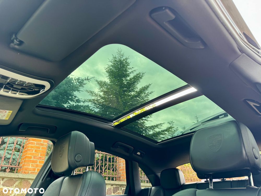 Porsche Macan S - 22
