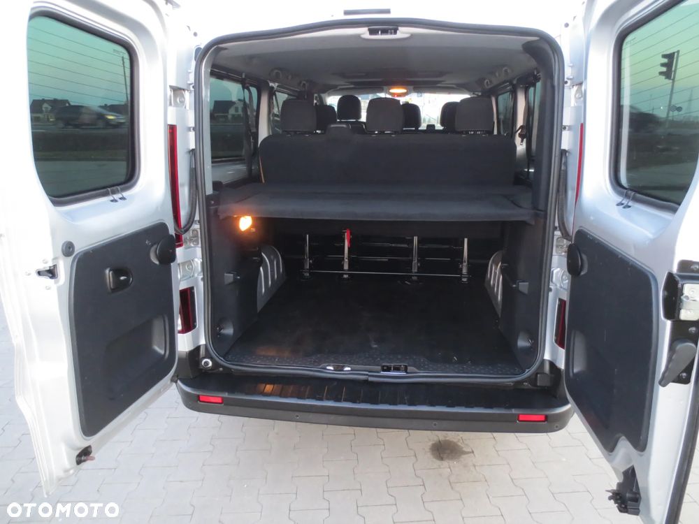 Renault Trafic - 24