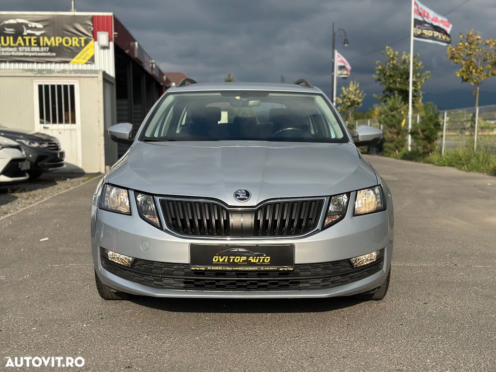 Skoda Octavia Combi Diesel 1.6 TDI Ambition - 2