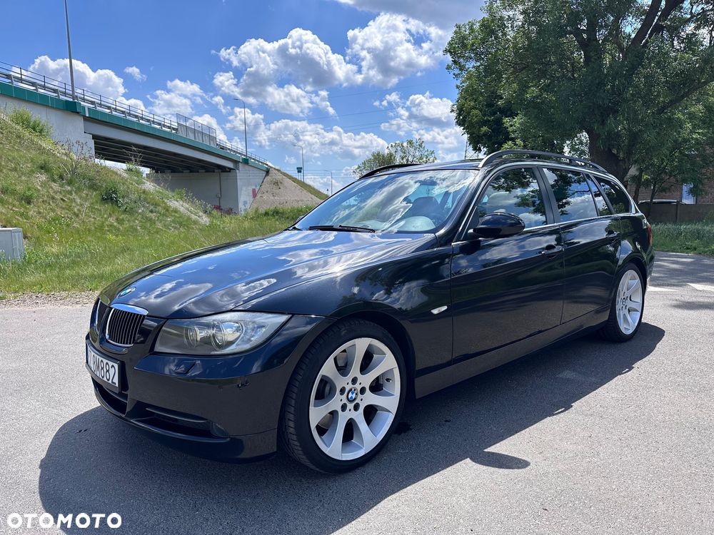 BMW Seria 3 330xi - 4
