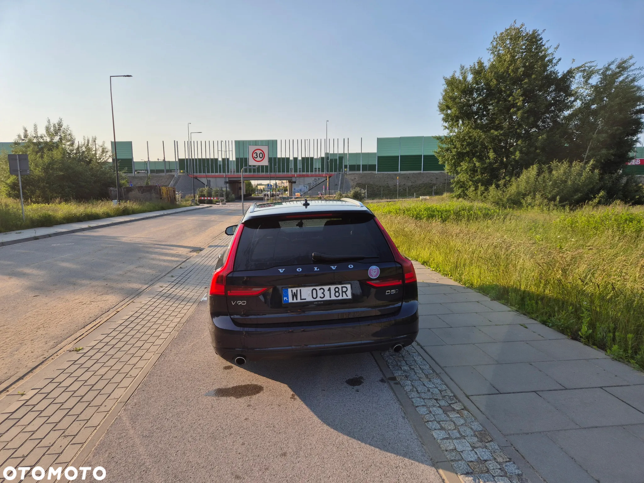 Volvo V90 D5 AWD Momentum - 9