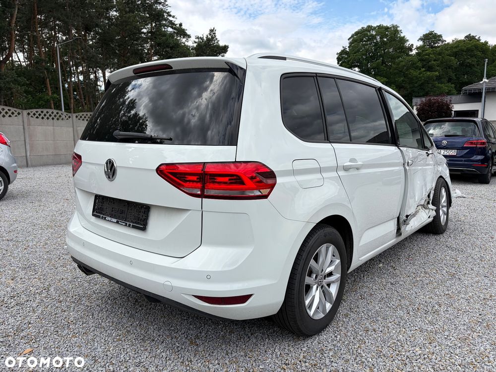 Volkswagen Touran 2.0 TDI SCR DSG UNITED - 9