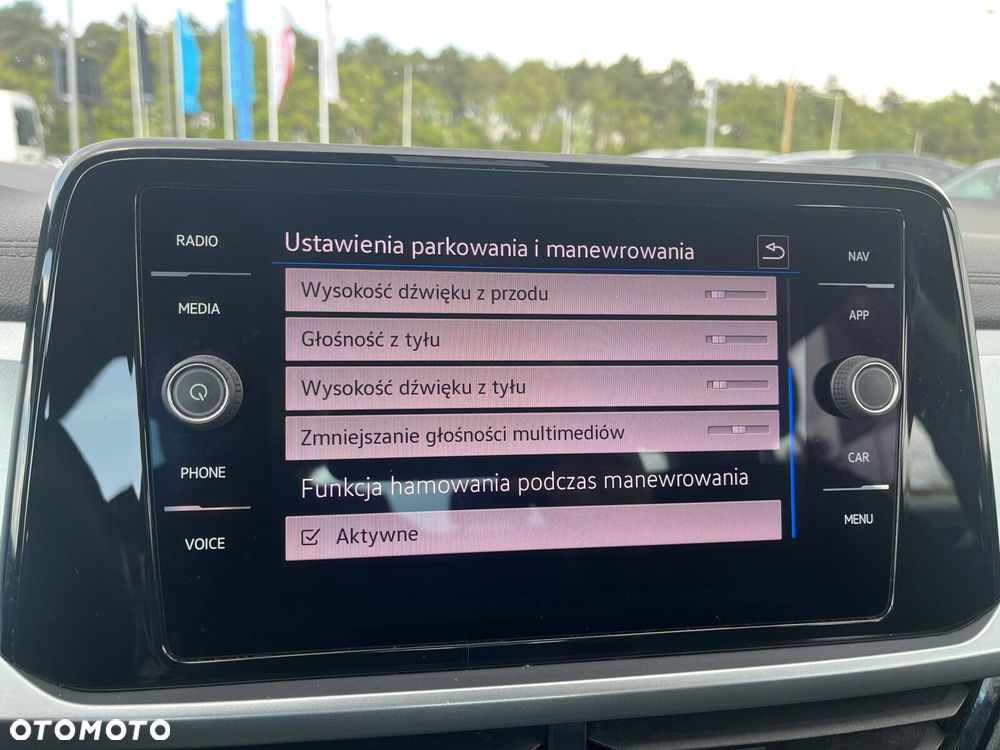 Volkswagen T-Roc - 29