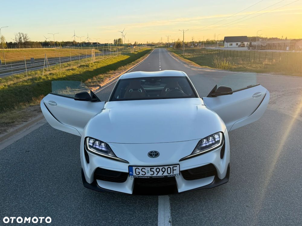 Toyota Supra - 12