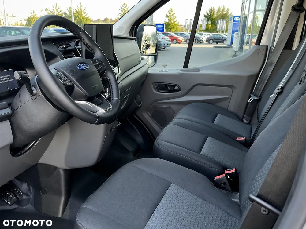 Ford Transit - 6