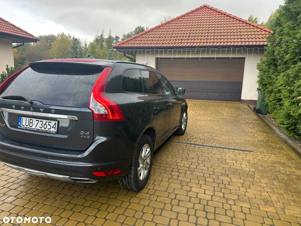 Volvo XC 60 D4 AWD Momentum - 8