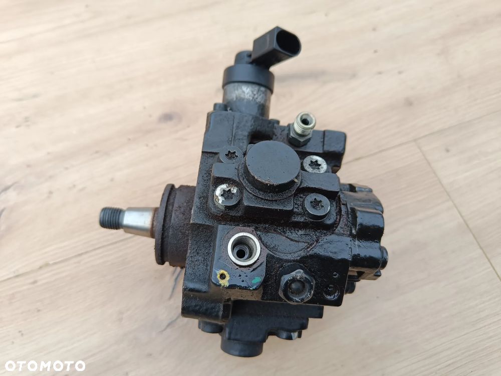 AUDI A6 C6 2.7 3.0 TDI POMPA WTRYSKOWA 059130755S - 3