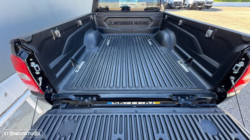 Mitsubishi L-200 Fiat Fullback 2.4 TD C/ 3 Lugares - 6