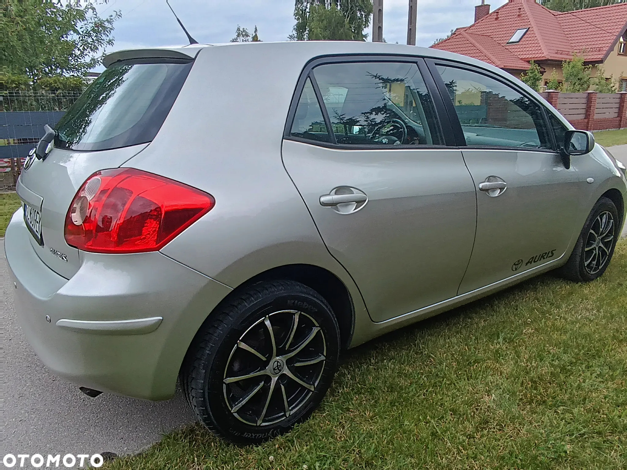 Toyota Auris 1.6 VVT-i Prestige MM - 10