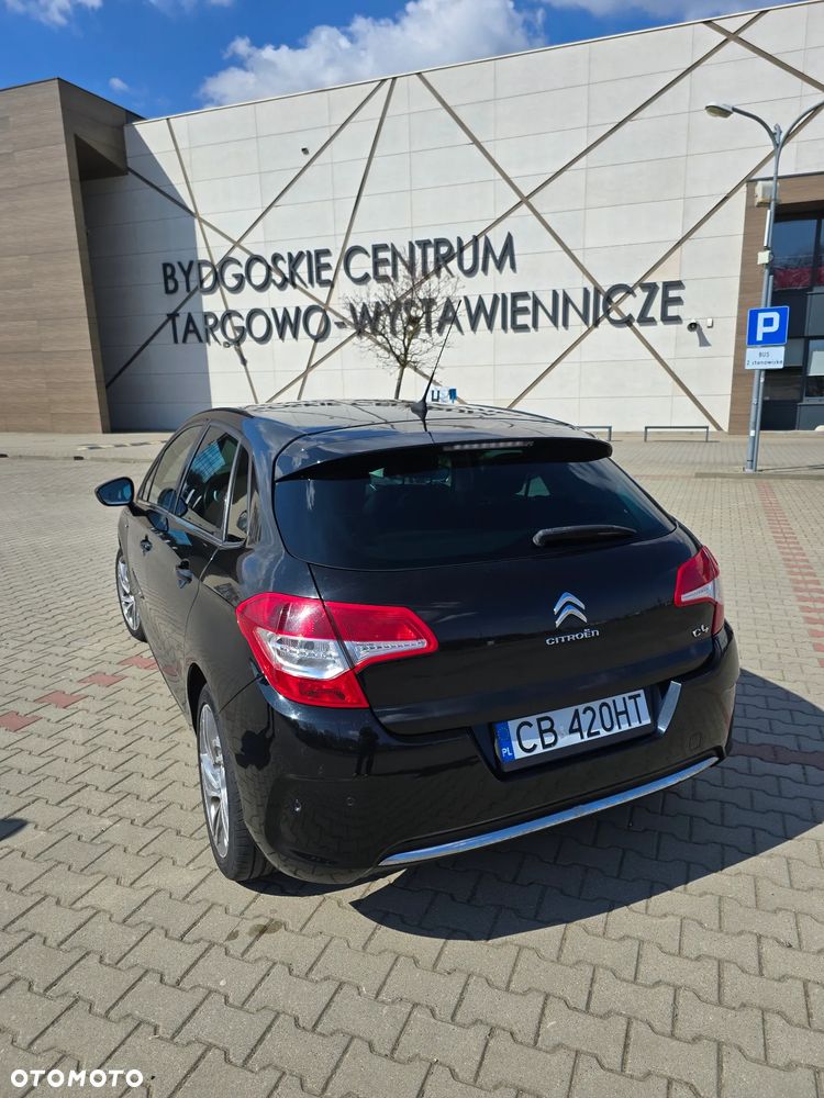 Citroën C4 VTi 120 Exclusive - 4