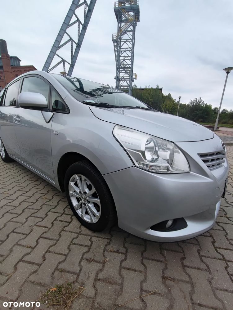 Toyota Verso - 4