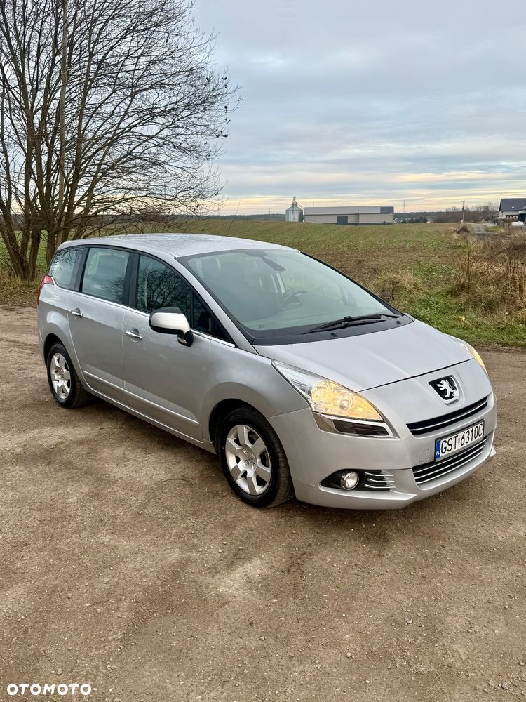 Peugeot 5008 1.6 HDi Family 7os - 3