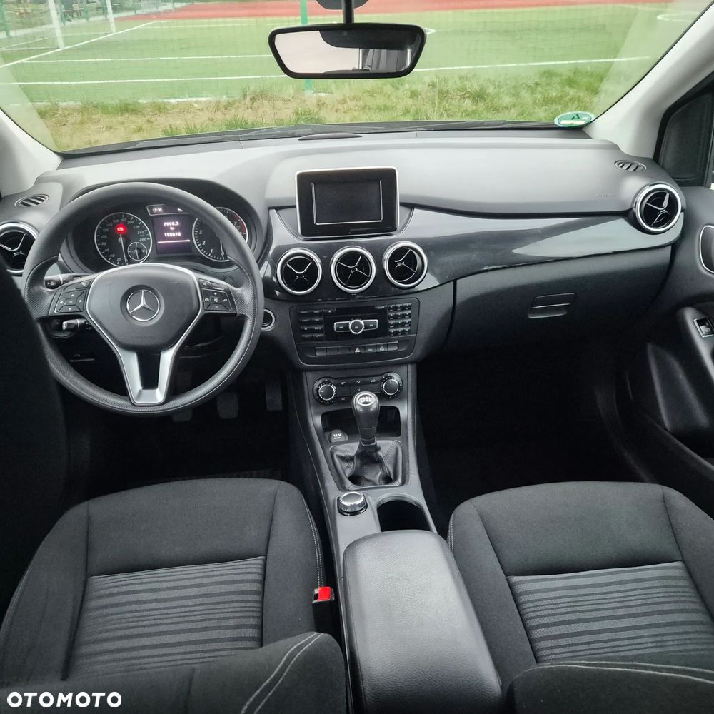 Mercedes-Benz Klasa B 180 BlueEFFICIENCY Edition - 8