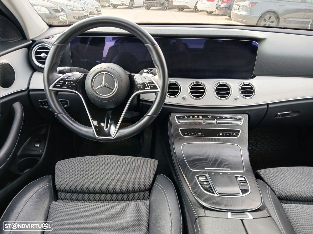 Mercedes-Benz E 300 de Avantgarde - 14