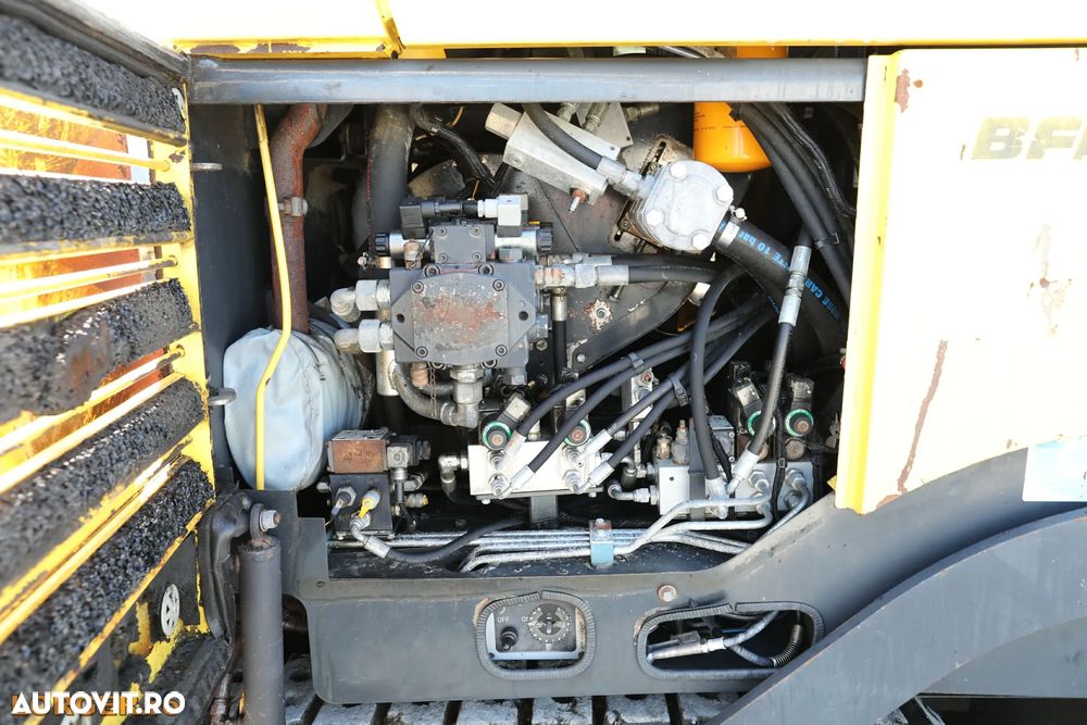 Bomag BF 222 C - 19
