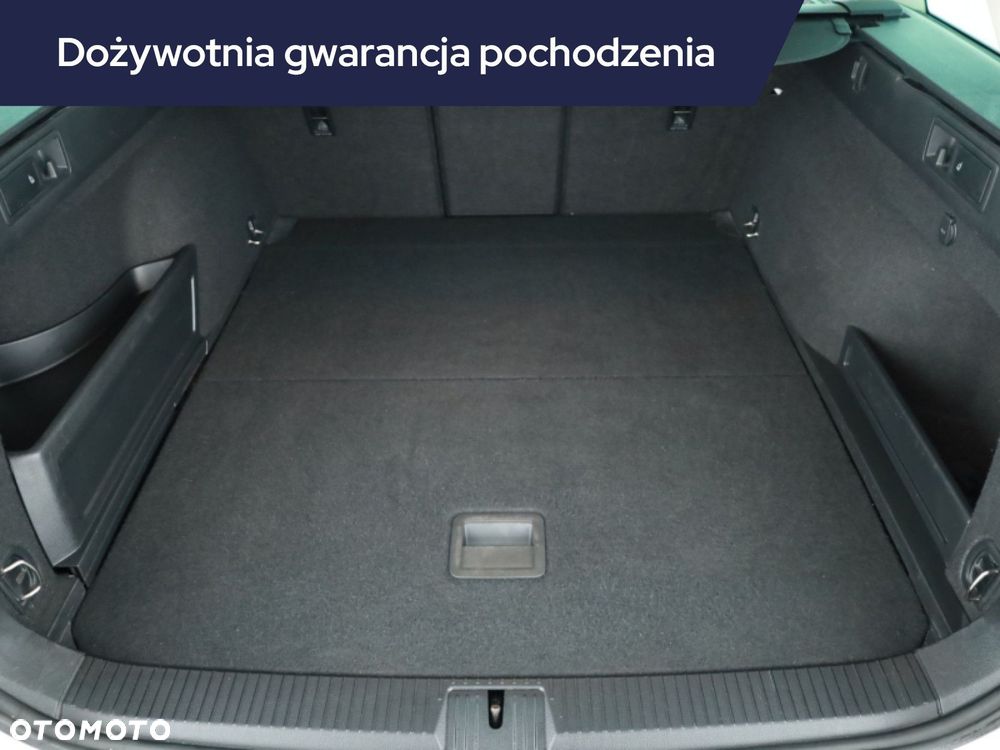 Volkswagen Passat Variant - 13
