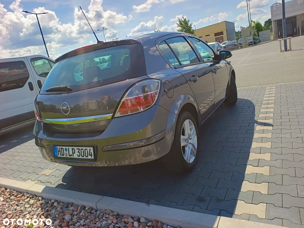 Opel Astra - 10