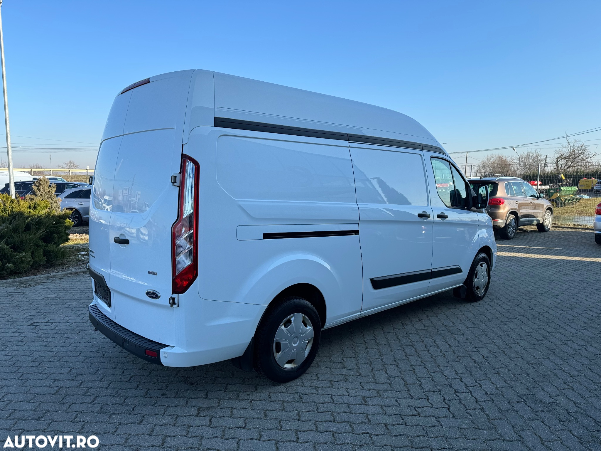 Ford Transit Custom 310 L2H2 PKW VA Trend - 4