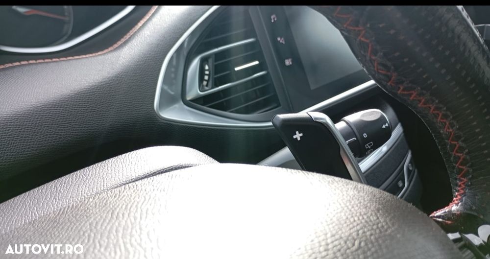 Peugeot 308 BlueHDi 130 EAT8 Stop & Start GT Pack - 6