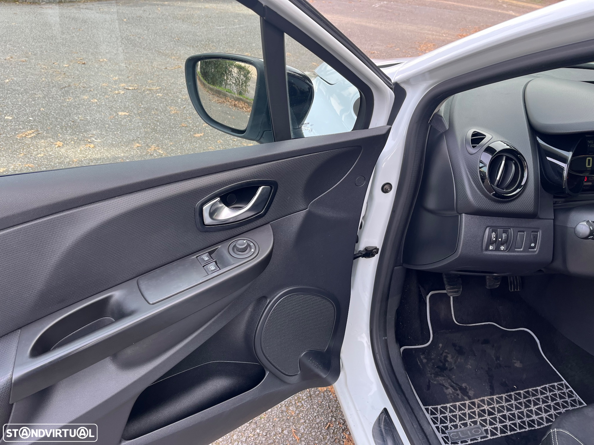 Renault Clio (Energy) TCe 90 Start & Stop LIMITED - 7