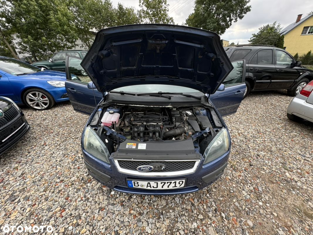 Ford Focus Turnier 1.6 16V Style+ - 2