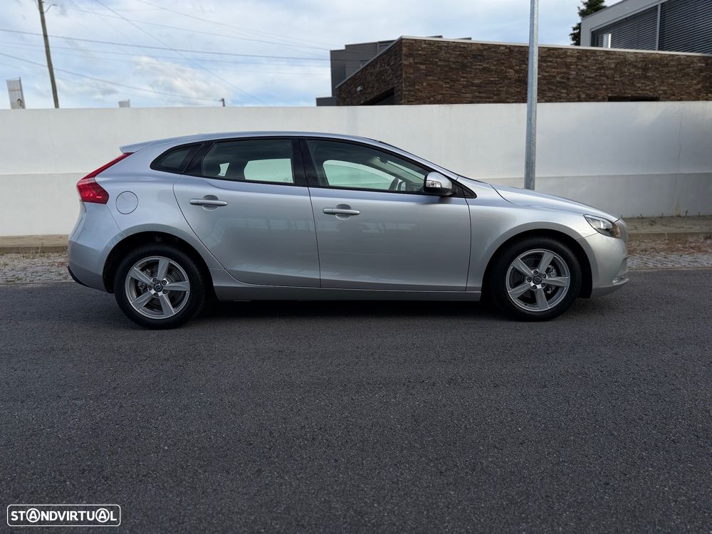 Volvo V40 1.6 D2 Kinetic Eco - 4