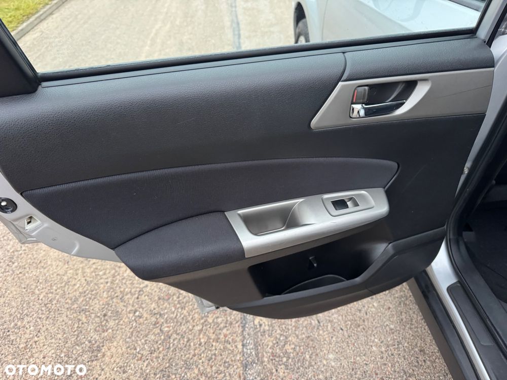 Subaru Forester 2.0D Exclusive - 18