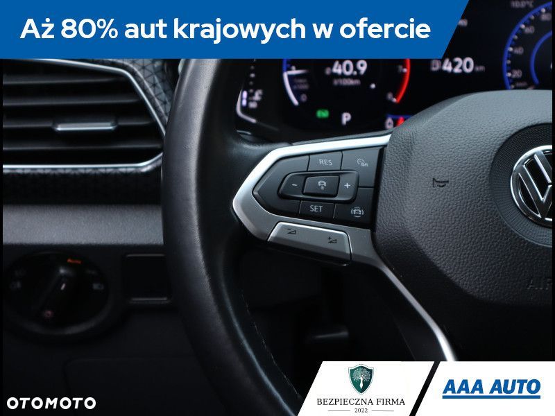 Volkswagen T-Cross - 21