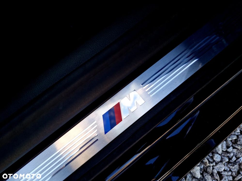 BMW Seria 5 530e xDrive M Sport sport - 25