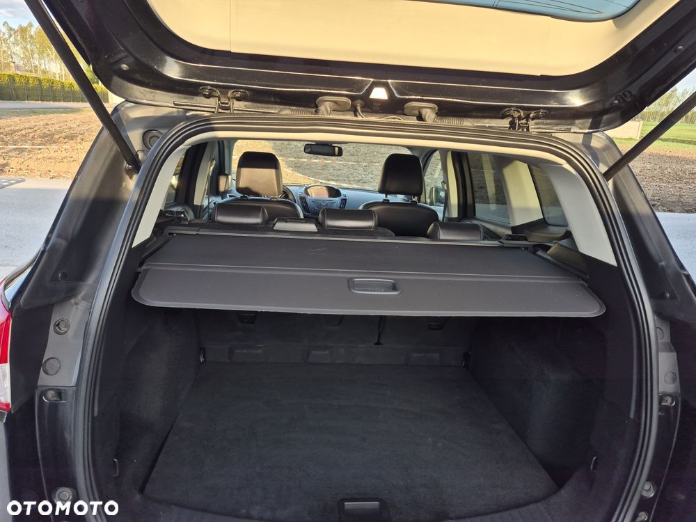 Ford Kuga 2.0 TDCi 2x4 Titanium - 18