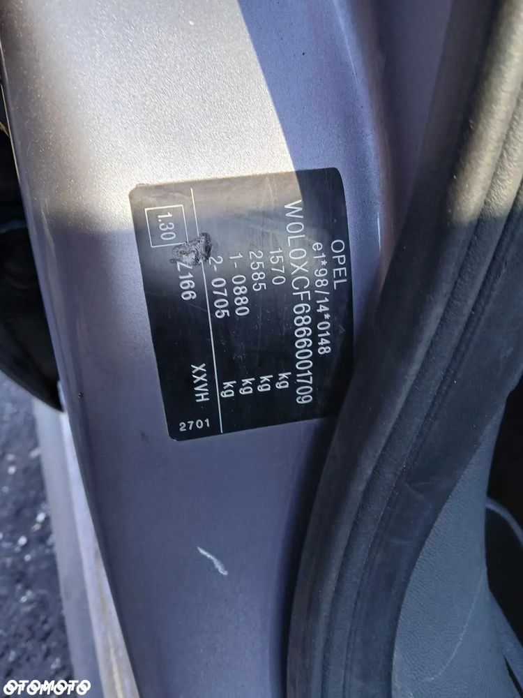 Opel Corsa C Błotnik prawy,  kod lakieru Z166 - 5