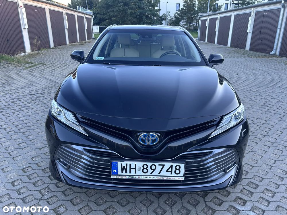 Toyota Camry 2020 photo 2