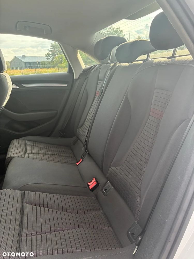 Audi A3 Limousine - 5