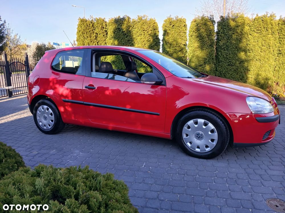 Volkswagen Golf 1.9 TDI DPF Trendline - 10