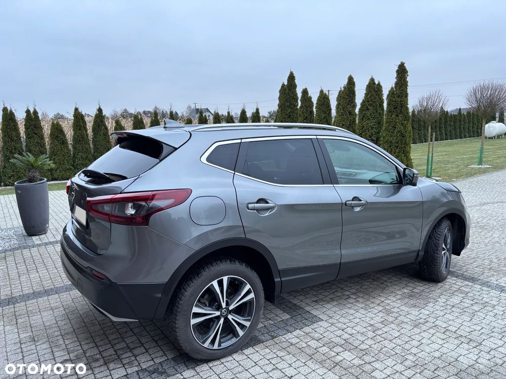 Nissan Qashqai 1.7 dCi 4x4 N-Connecta Xtronic - 4