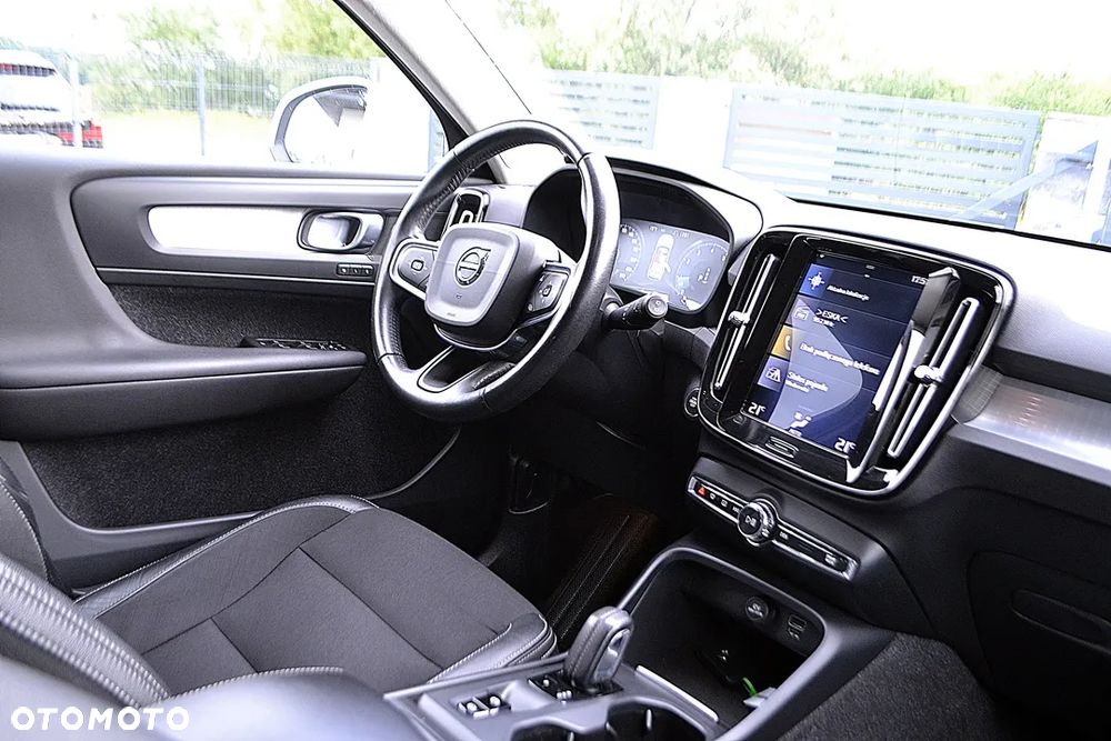 Volvo XC 40 T3 Momentum - 15