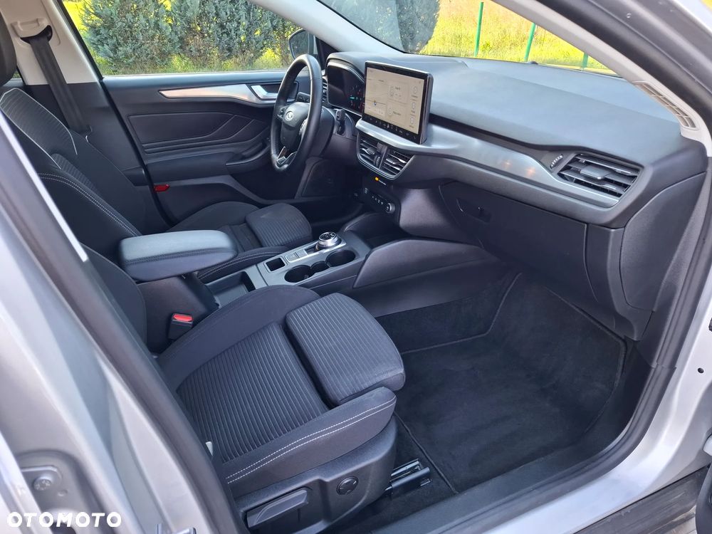 Ford Focus SW - 35
