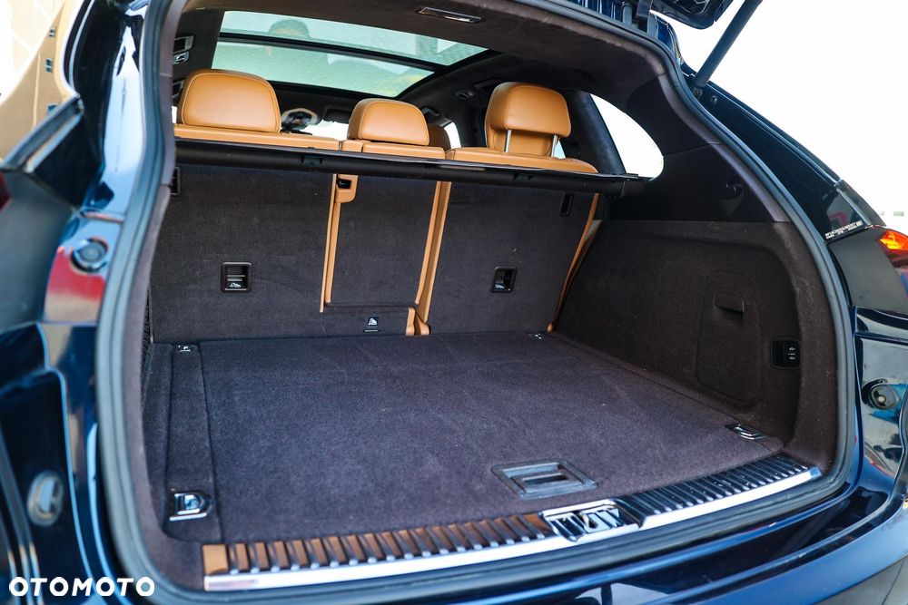 Porsche Cayenne - 27