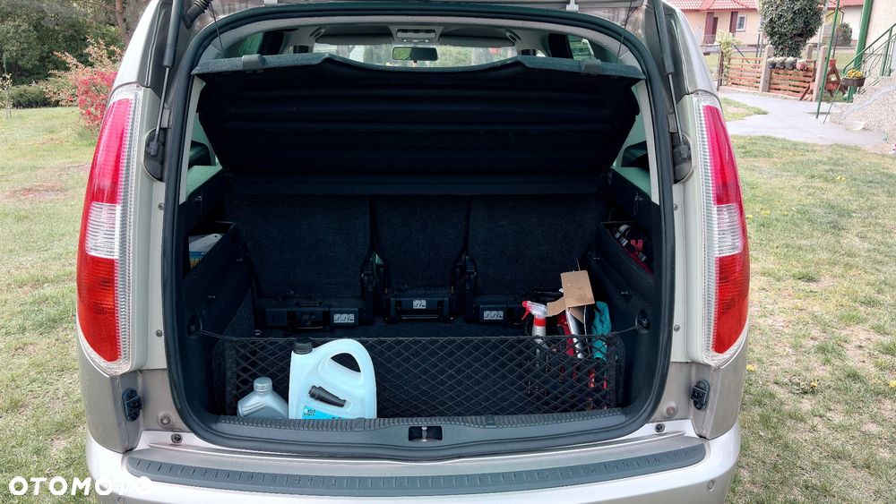 Skoda Roomster - 9