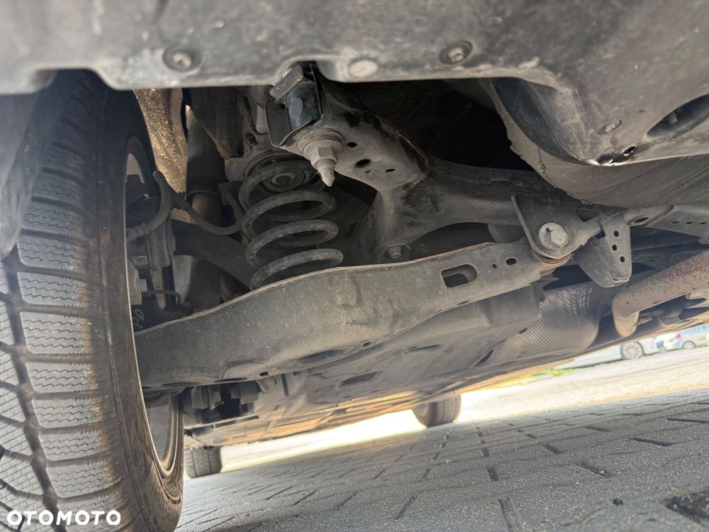 Toyota Corolla 1.8 Hybrid Comfort - 26
