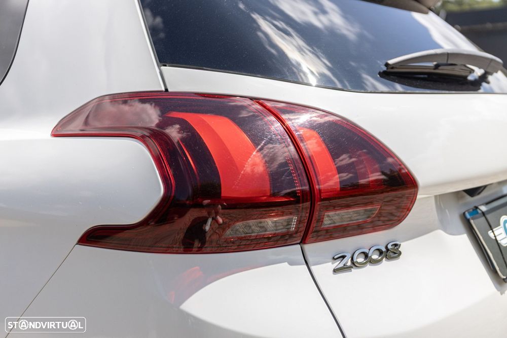 Peugeot 2008 1.6 BlueHDi Style - 7