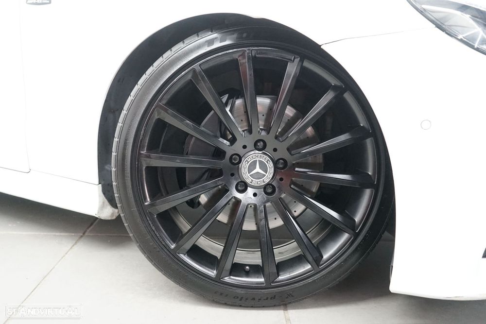 Mercedes-Benz E 220 d AMG Line - 11