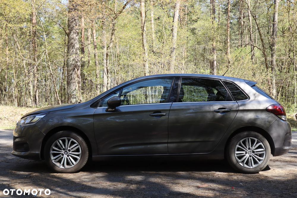 Citroën C4 PureTech e-THP 130 Selection - 6