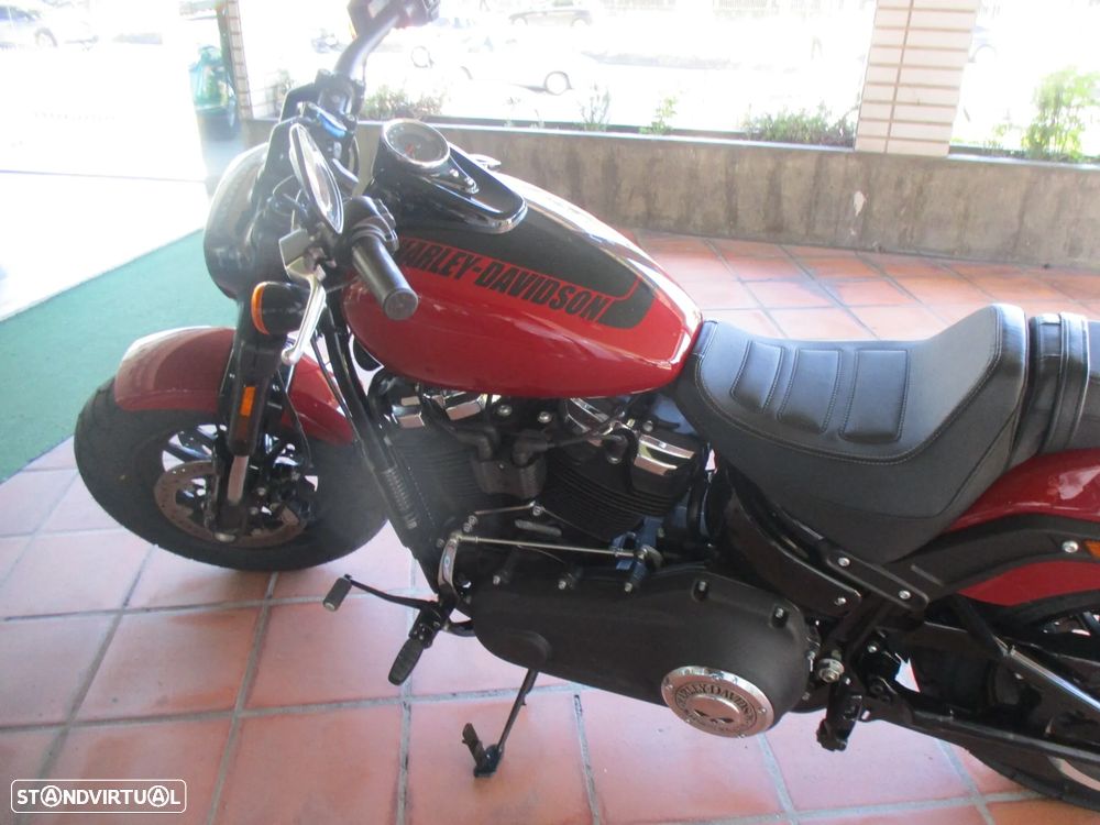 Harley-Davidson Softail 114 FAT BOB - 9