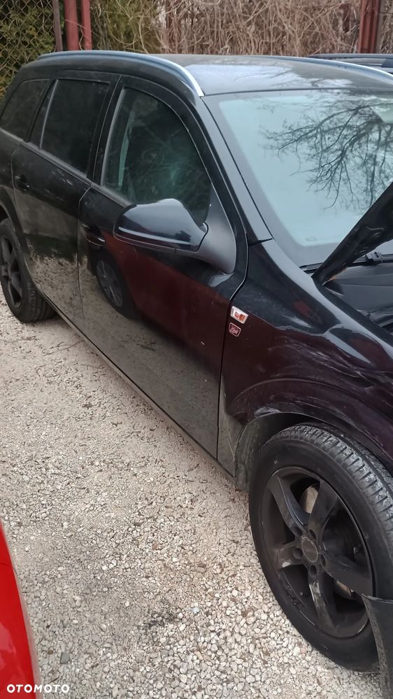 Opel Astra 1.9 CDTI 111 - 8