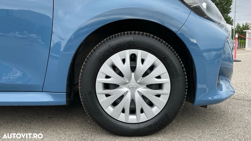 Toyota Yaris 1.5 VVT-i HSD Active - 11